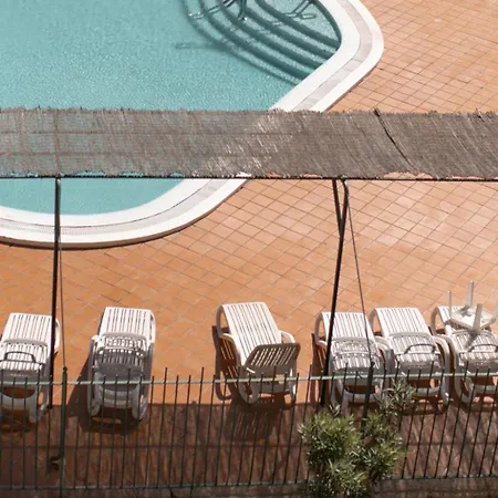 Playazul Apart Otel 2*